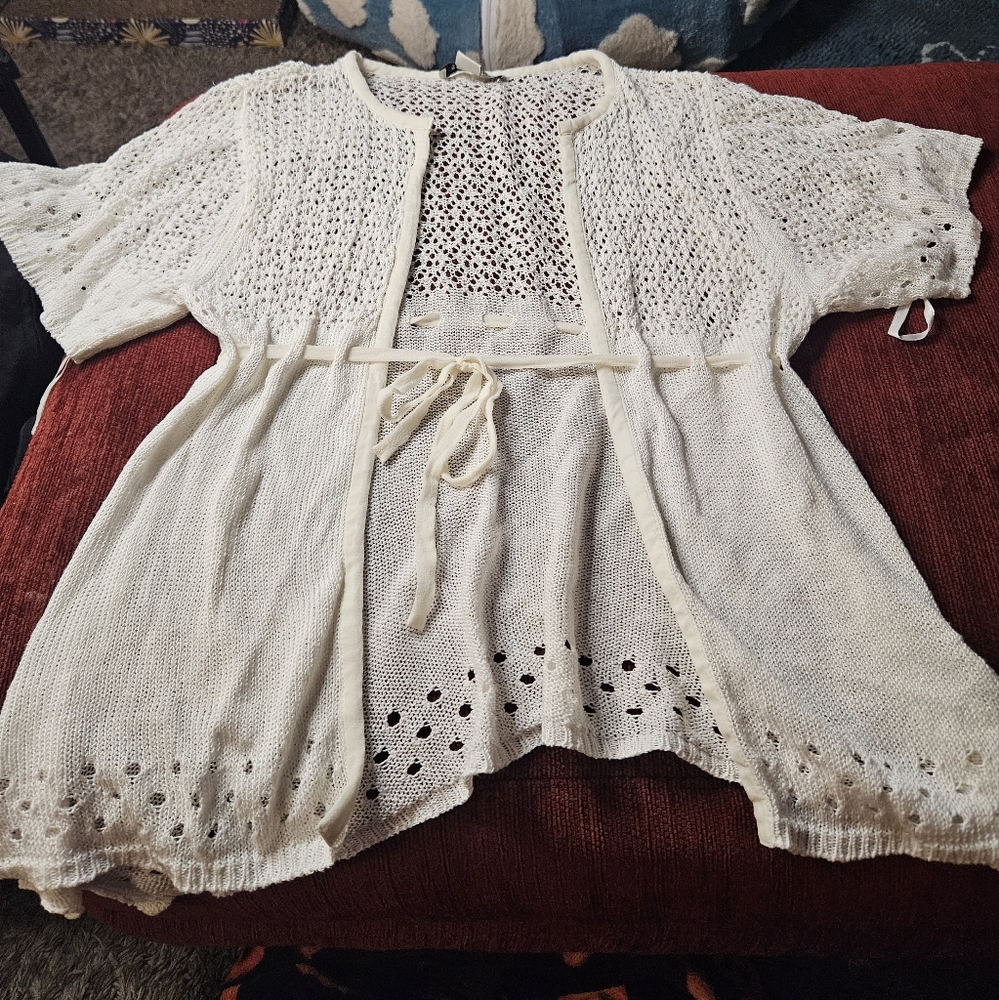 White House Black Market Women's Small Linen Blend Cream Crochet Knit Cardigan
